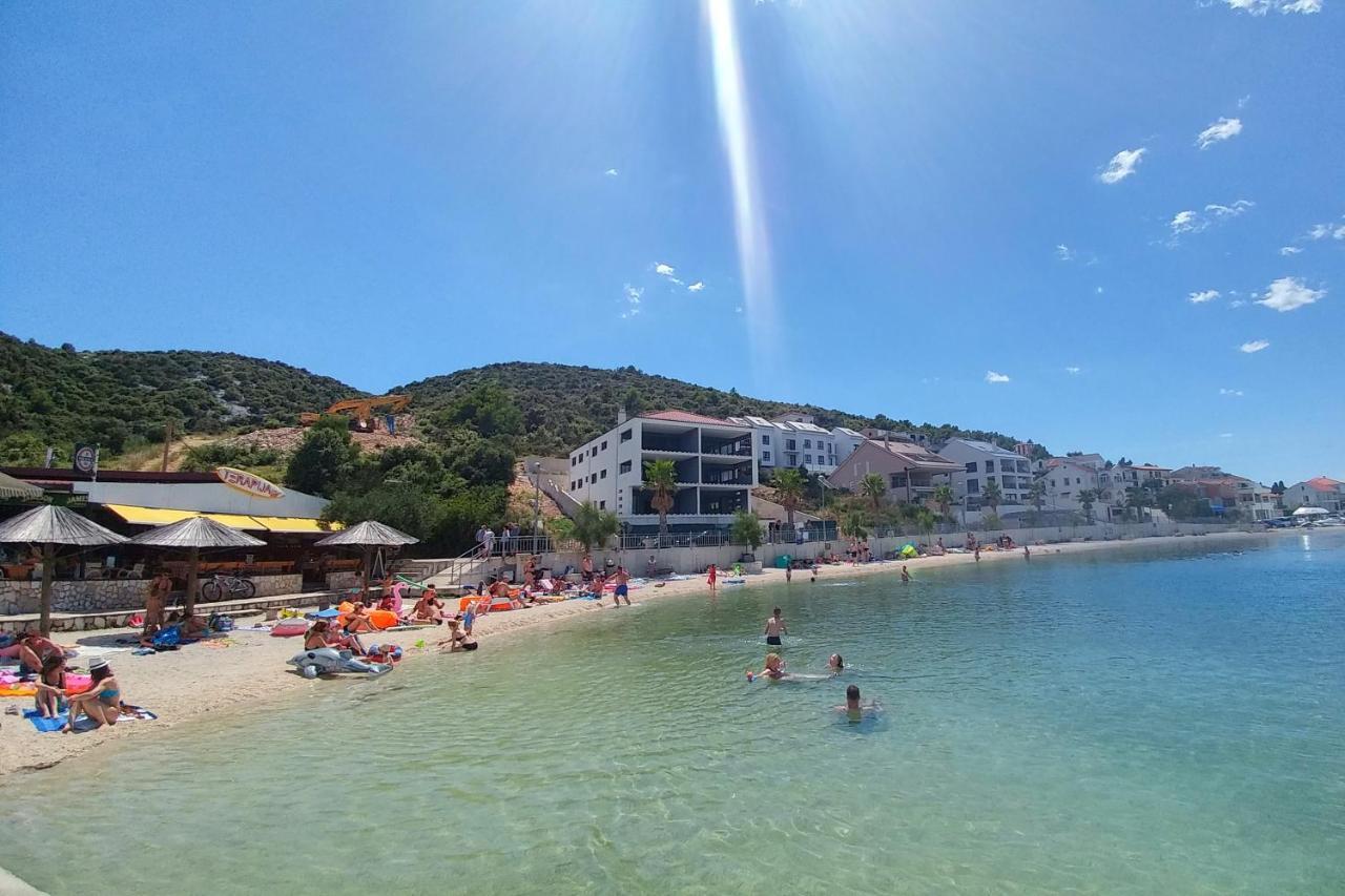 Apartments And Rooms With Parking Space Marina, Trogir - 5953 外观 照片