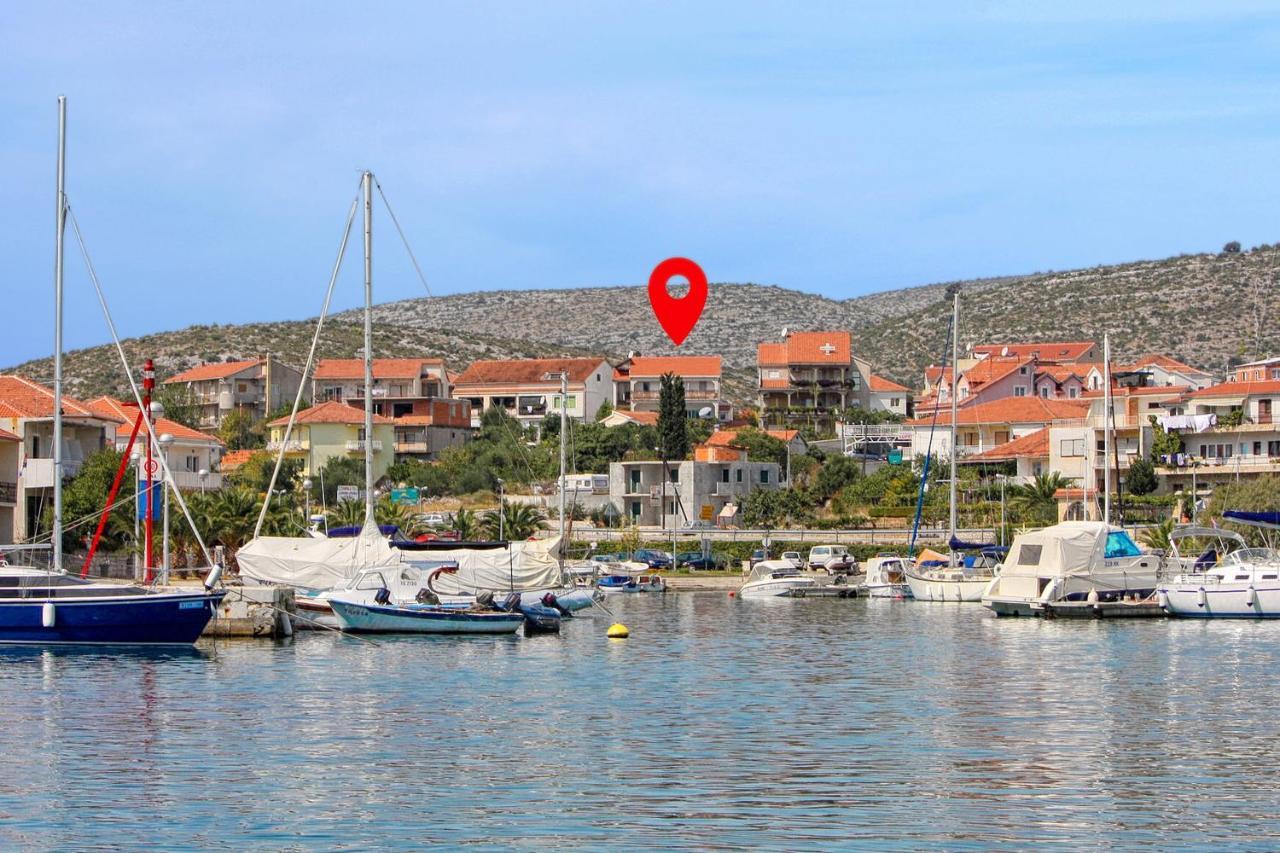 Apartments And Rooms With Parking Space Marina, Trogir - 5953 外观 照片