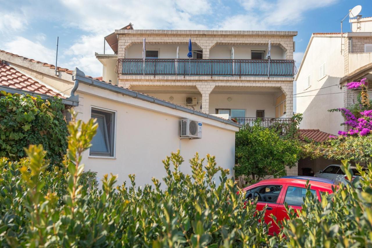 Apartments And Rooms With Parking Space Marina, Trogir - 5953 外观 照片
