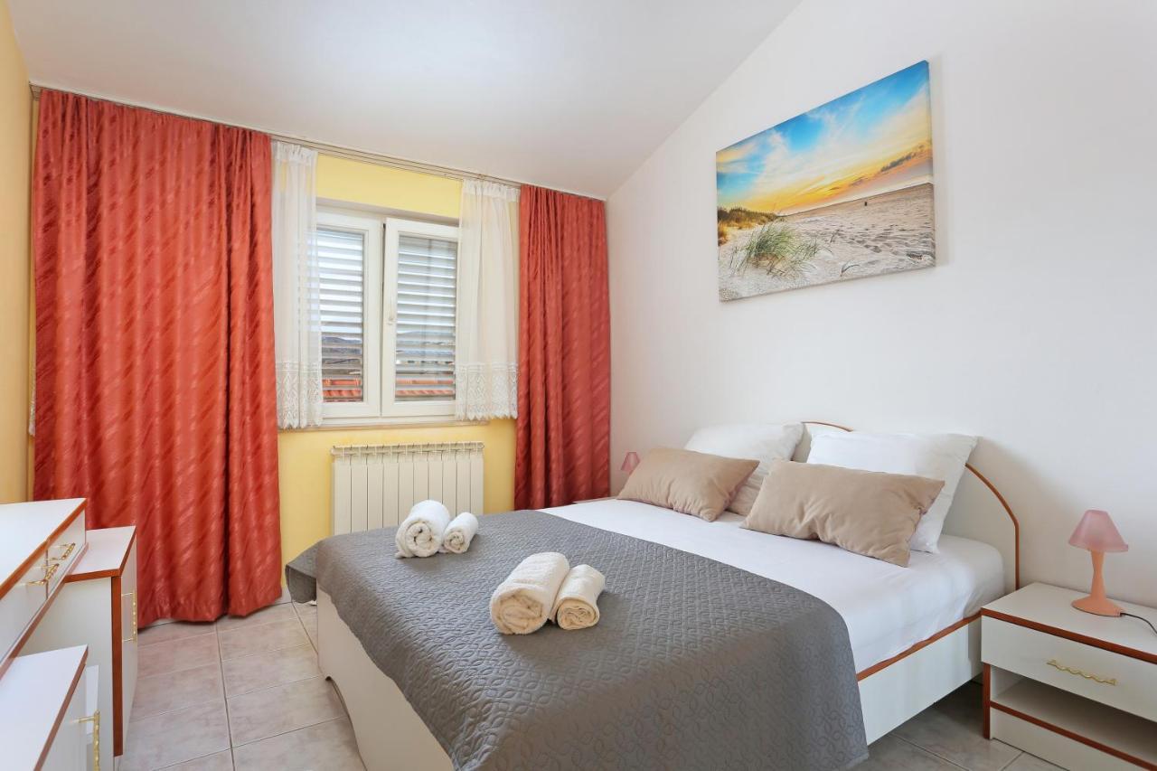 Apartments And Rooms With Parking Space Marina, Trogir - 5953 外观 照片