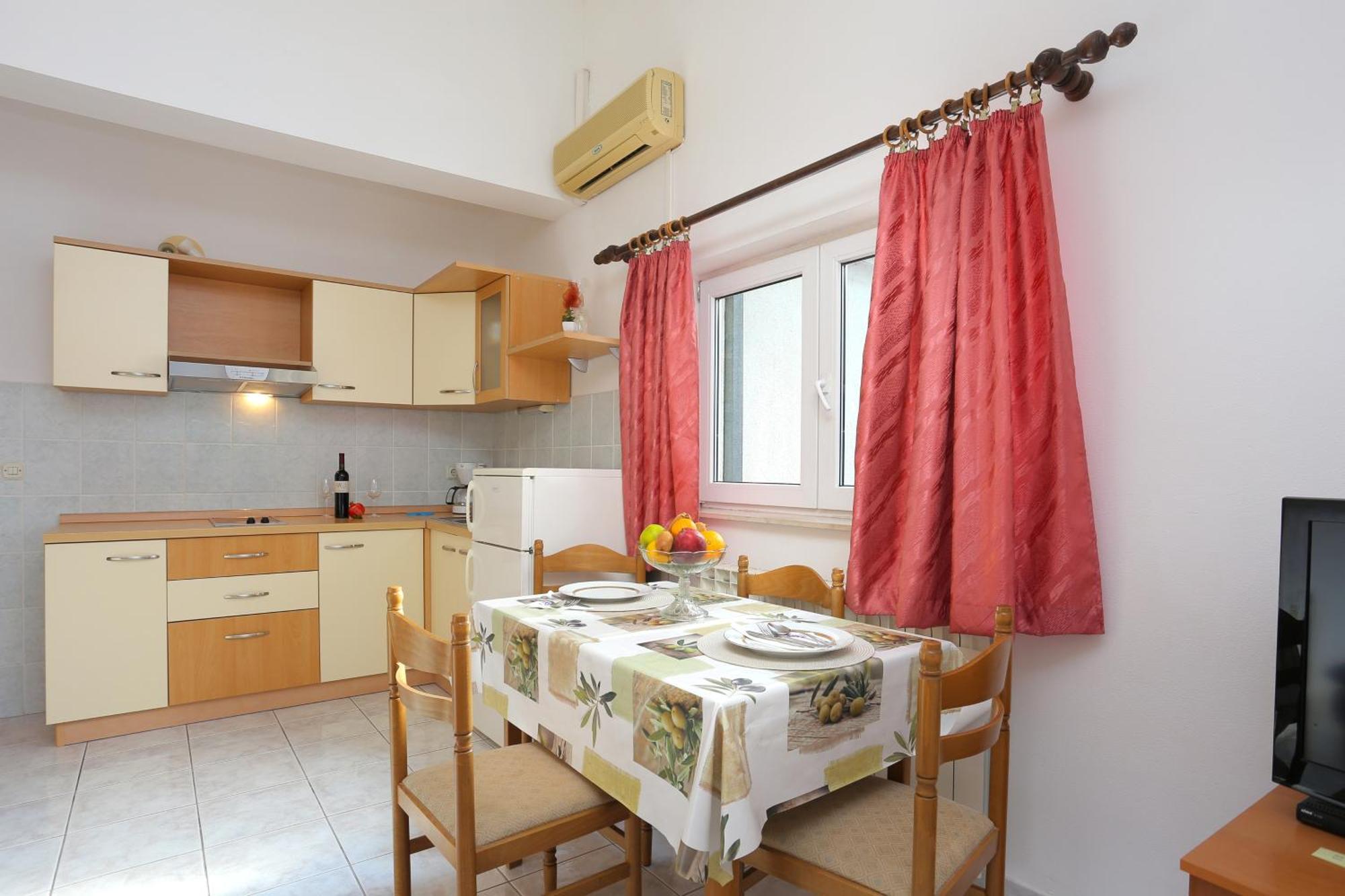 Apartments And Rooms With Parking Space Marina, Trogir - 5953 客房 照片